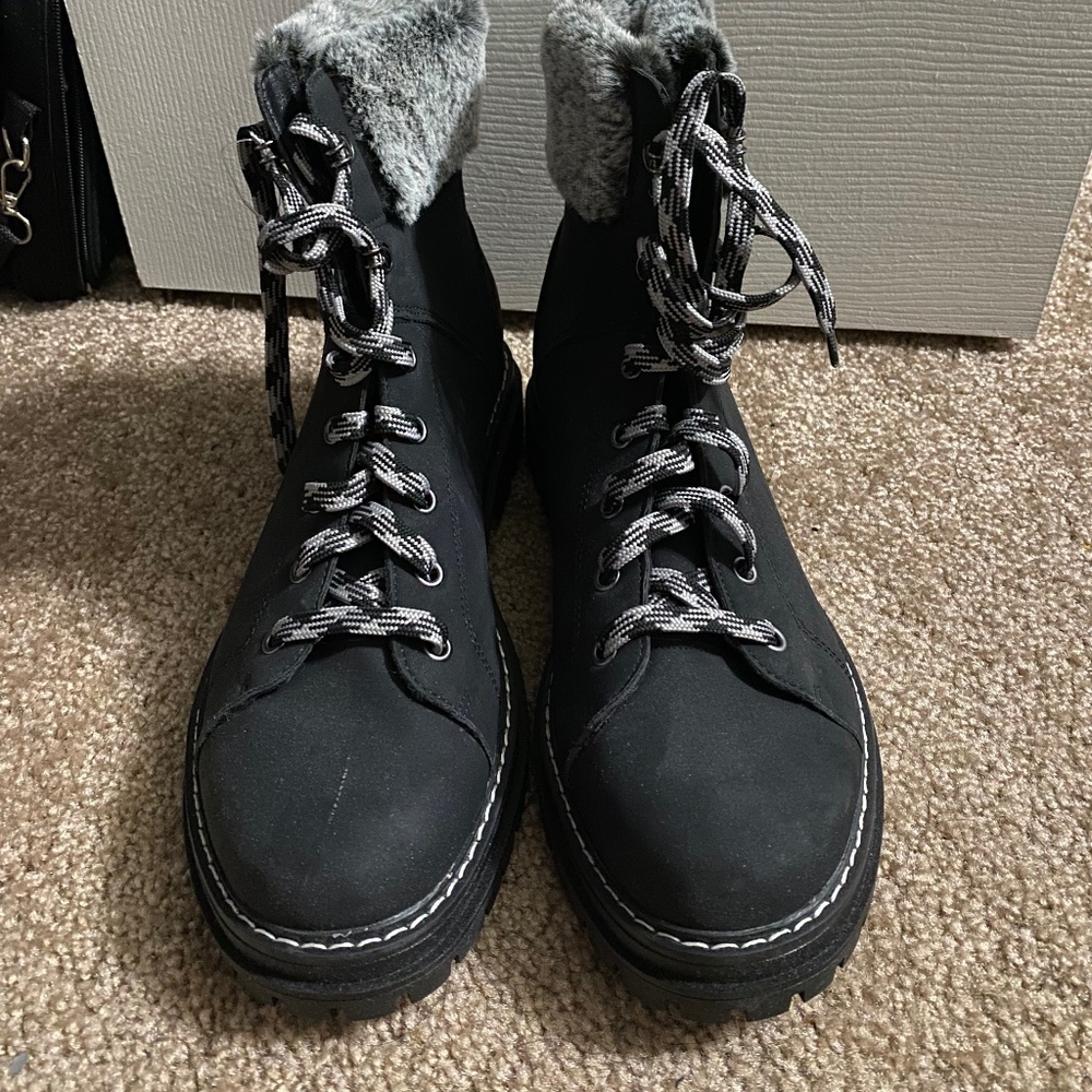 Time & Tru Cozy Hiker Boots